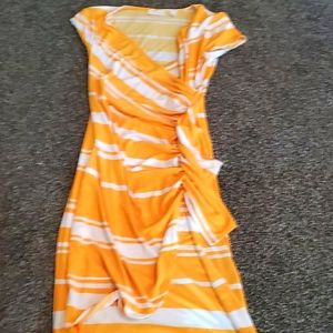 NY and Co. Yellow short sleeve dress